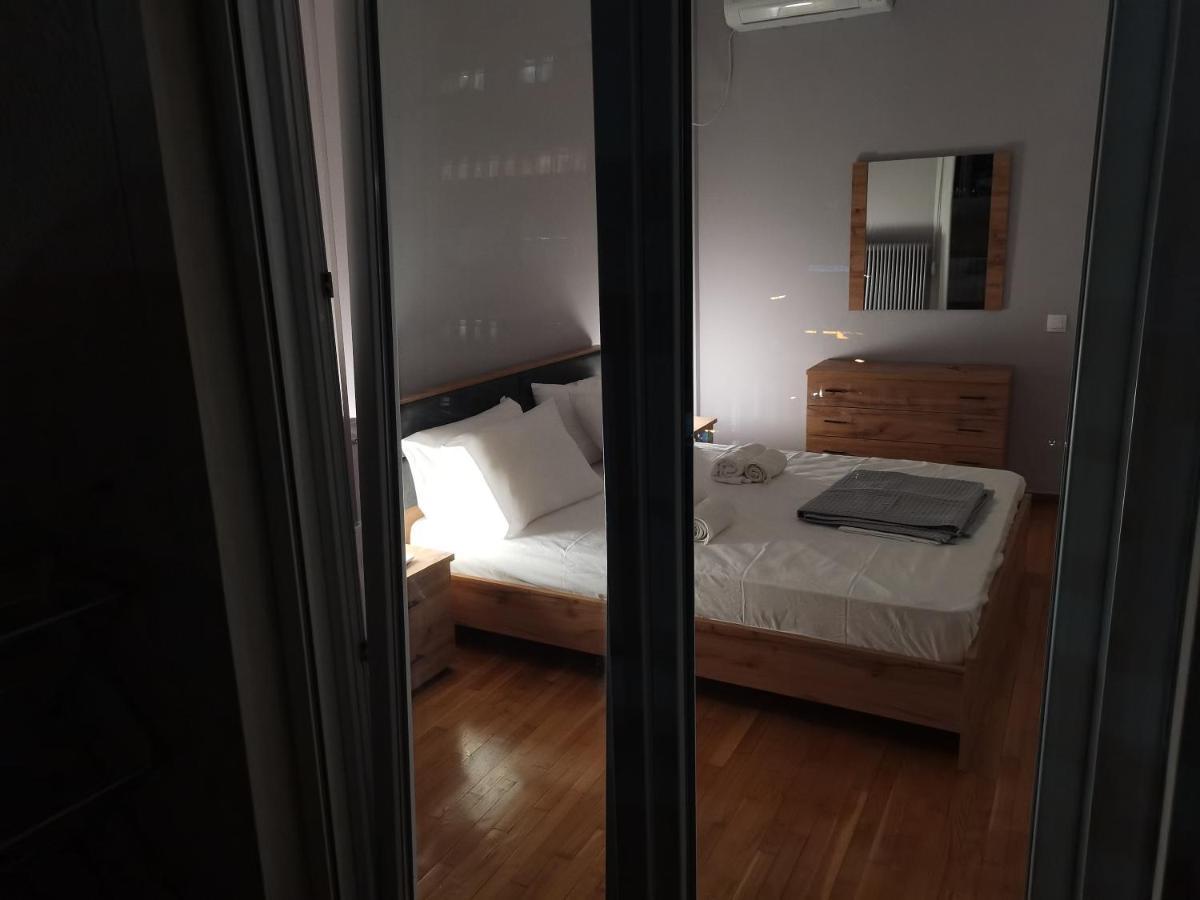 Penthouse Spacious W Super Wifi & Terrace, 2 Min From Metro أثينا المظهر الخارجي الصورة
